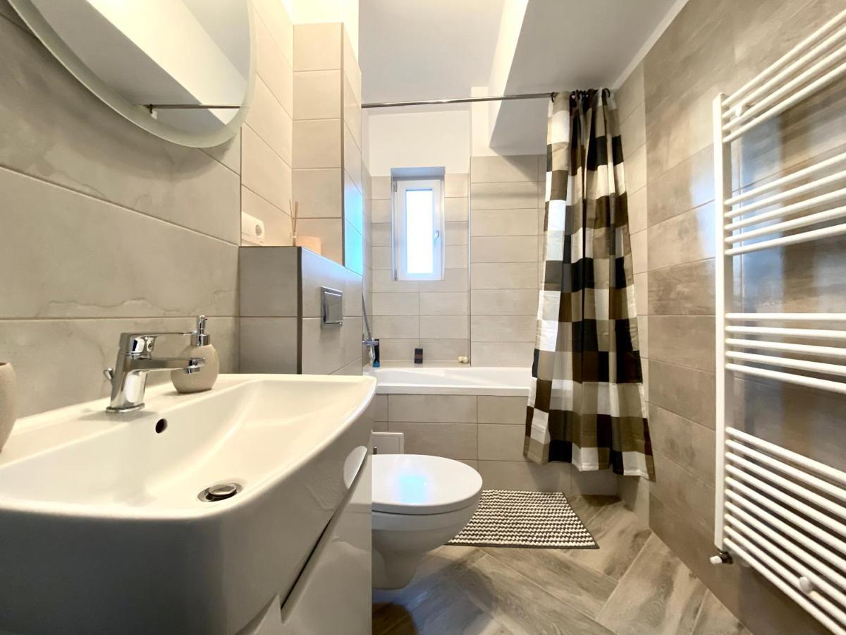 Moonrise Apartment Брашов Екстер'єр фото
