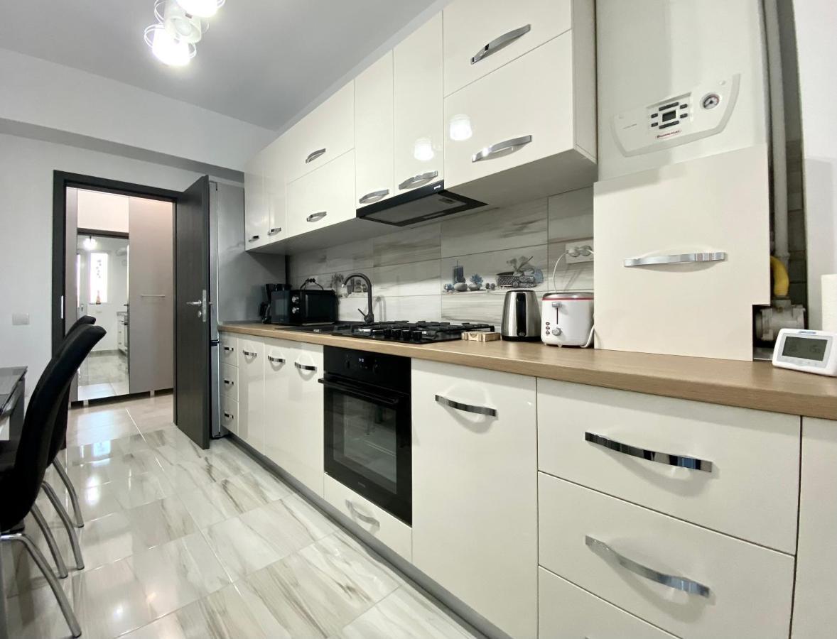 Moonrise Apartment Брашов Екстер'єр фото